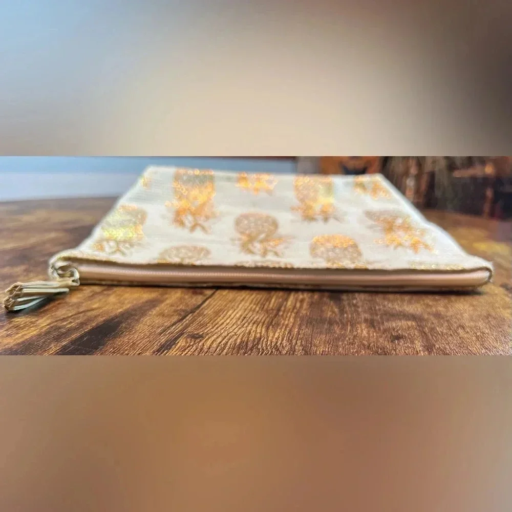 SHIRALEAH Chicago | ladies travel/cosmetics bag.